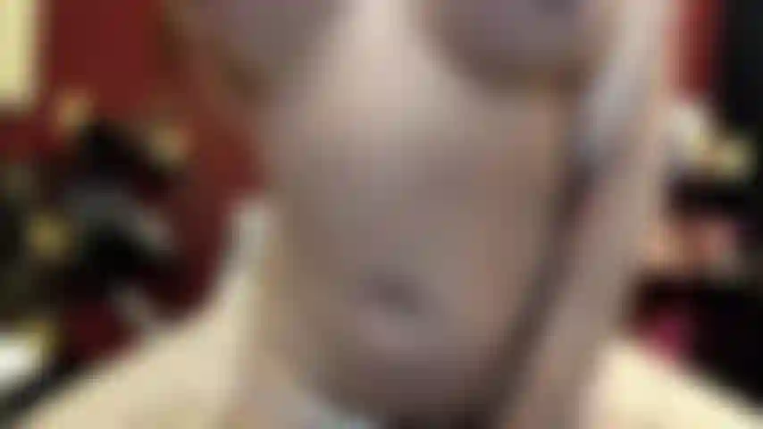 ( Gs.514) GoldieStar se presenta en show de oro - 7:55 minutos. Tetas grandes, coño peludo, gilf, squirting, consoladores rosas, anal, doble penetración, cabalgando (12/04/2022).