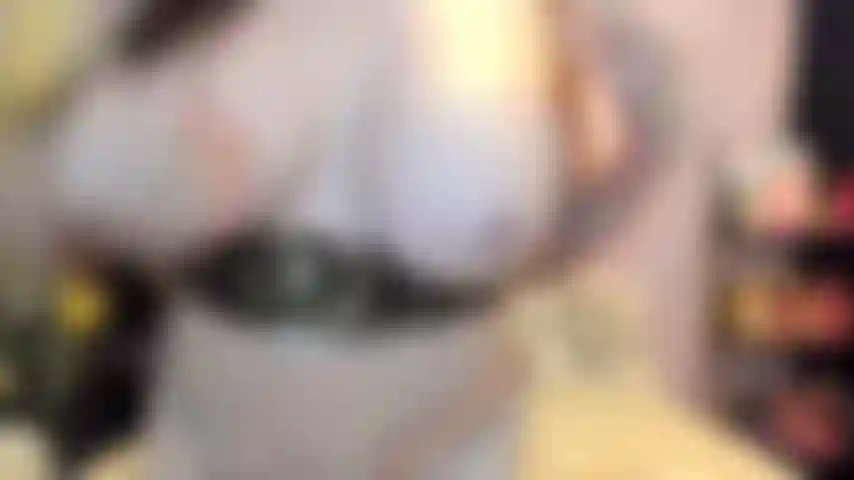 ( Gs.796) GoldieStar se presenta en show de oro - 7:59 minutos. Tetas grandes, culo grande, squirting, pies descalzos, anal, todo consoladores blancos (12/10/2023).