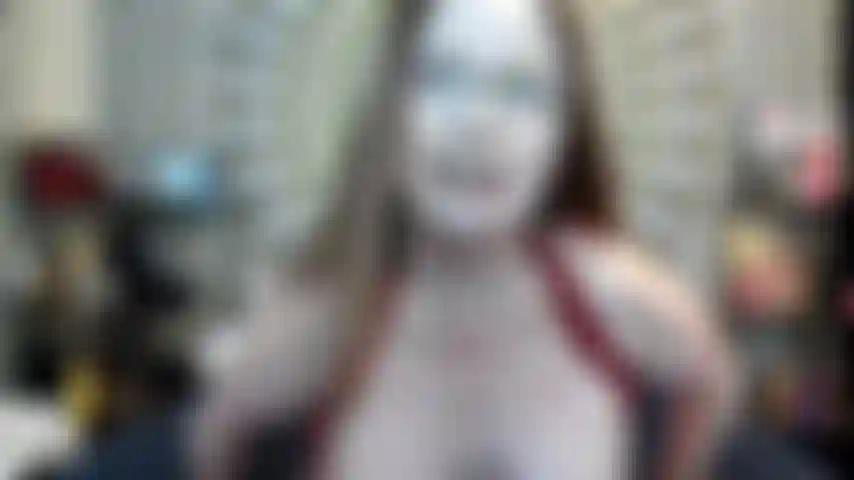 ( Gs.857) GoldieStar se presenta en show de oro - 10 minutos. Gilf, tetas grandes, culo grande, coñito peludo, tacones cristalinos, squirting (15/12/2022).