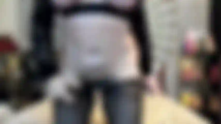 ( Gs.843) GoldieStar se presenta en show de oro - 11:01 minutos. Medias negras/tacones altos, coño peludo, squirting, anal, doble penetración interracial, tetas grandes, culo grande (11/12/2022).