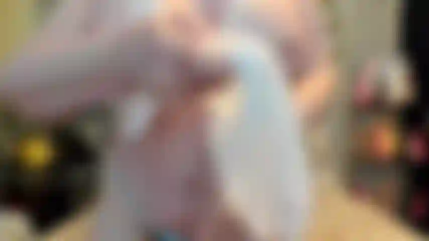 ( Gs.917) GoldieStar se presenta en show de oro - 10 minutos. Anal, doble penetración, todos consoladores blancos, tetas grandes, culo grande, gilf, coño peludo, squirting, coño abierto (24/03/2023).