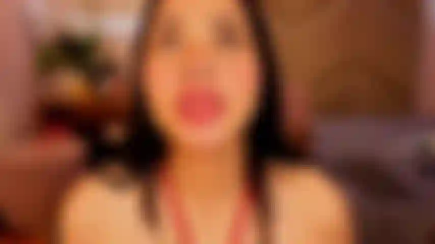 Mamada, saliva, pov.Chupándote la polla cerca de la cámara.