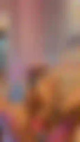 Juega con los dedos de los pies, ven y adora mis pies cada pequeña arruga de ellos.