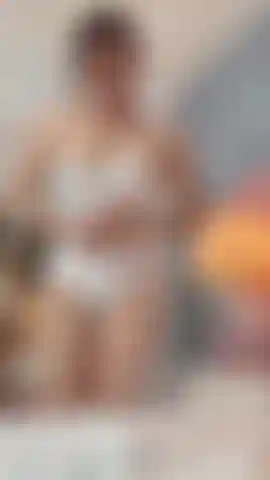 I feel so horny today let me share how I cum while I touch myself