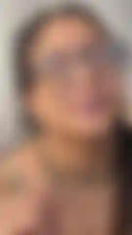 Would you let me control you?... I have prepared something very special for you; Imagine that it is the end of a long day and finally the two of us are alone. In this video, I immerse myself in a very intimate conversation where I confess my deepest thoughts and how I would like to touch you. It is a corner just for us, where my voice will guide you and just have to obey. Let's Go!