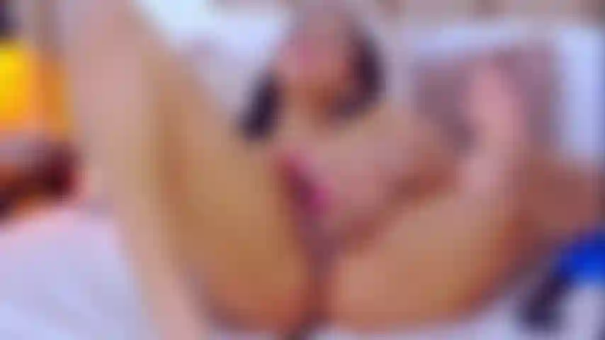 My first Squirt, my pussy is shooting in your mouth, open it!