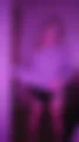 Desvístete y vístete conmigo.