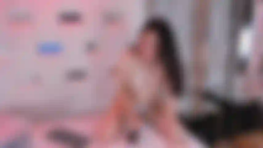 Enjoy my delicious pussy while I make you a delicious blowjob and fill my rich mouth of your dilce milk