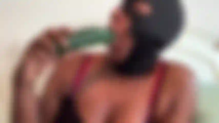 La boquita mojada de HeadUsa ahoga bbc (fetiche).