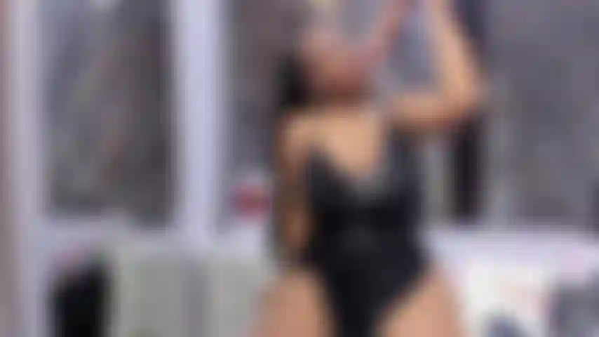 Mamada profunda y tu semen en mis tetas.!