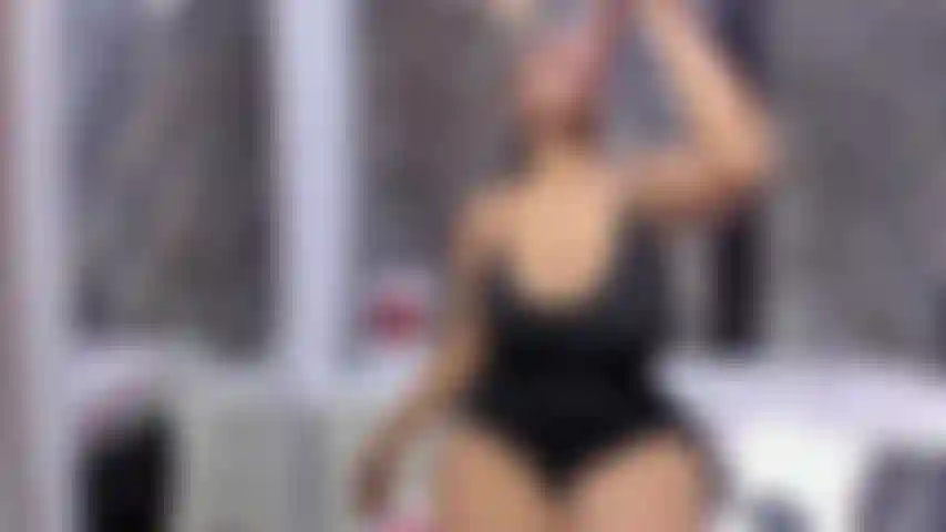 Deliciosa mamada y mas verguenza!