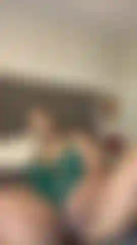 Orgasmo extremo! Mira mis piernas temblar.