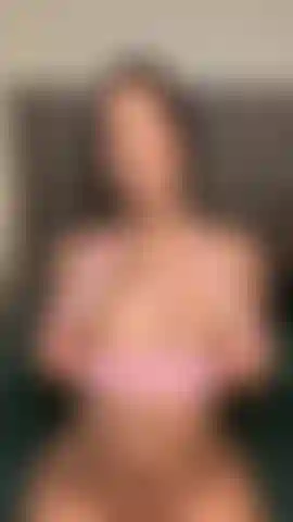 10 Min aceitada chupando y follando.