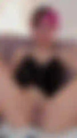 Would you like to see me play with my pussy? mmm come honey have fun with me.