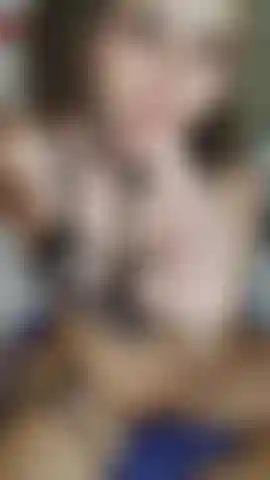 Primero quiero probar tu polla en mi boca, lamiendo y chupando cada centímetro hasta que estés a punto de explotar, luego, quiero que me folles el coño profundamente, pero lo que realmente quiero es sentir tu semen caliente. Llenando mi boca mientras me miras con deseo.