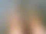 Mis dedos de los pies en el río.