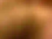 Dándole una mamada a un amigo en su habitación de hotel. No me dije a mi marido que me reuniría con él. Me mojo un poco cuando hago trampa :).