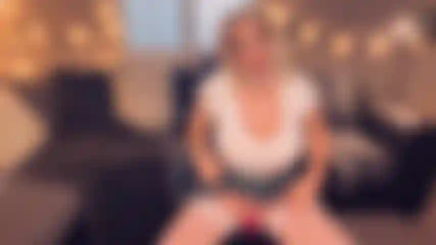 La colegiala chorreante.