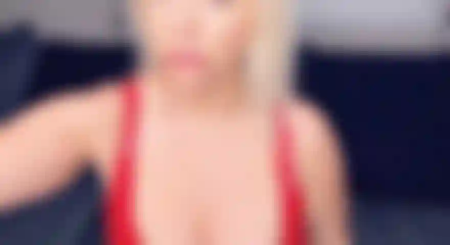 Provocación onsie de látex rojo.