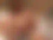 Video sexy en baño de rosas.