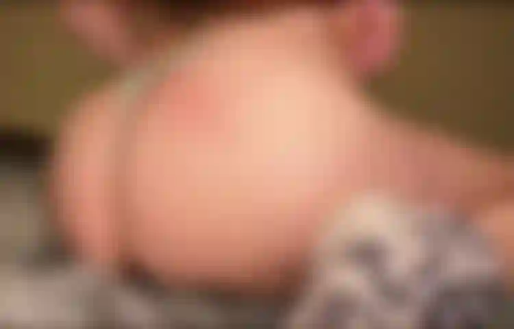 Adoración de coño, culo y cuerpo / charla sucia / matón / juego de coño.