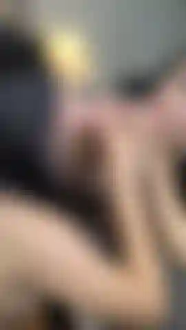 Tu polla gruesa en el fondo de mi garganta.