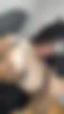 Ven y dame tu semen en mis tetas.