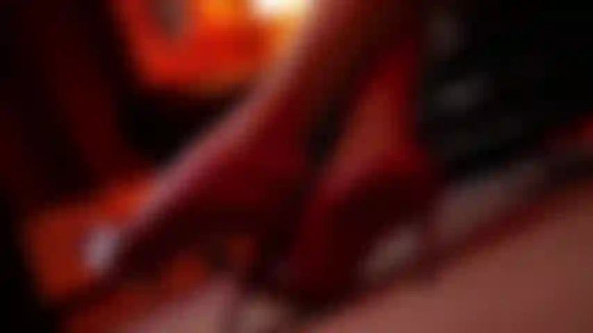 Domme sensual con suave voz y acento erótico!