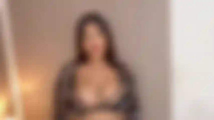 Mi cuerpo, muy sexy y caliente para ti.
