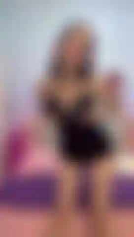 Vibrations in my hot pussy + blowjob