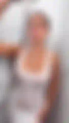 Me siento muy traviesa en la ducha hoy!