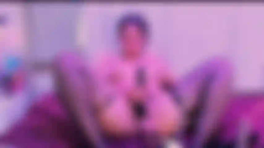 I'm full of sex addiction, come and destroy my ass