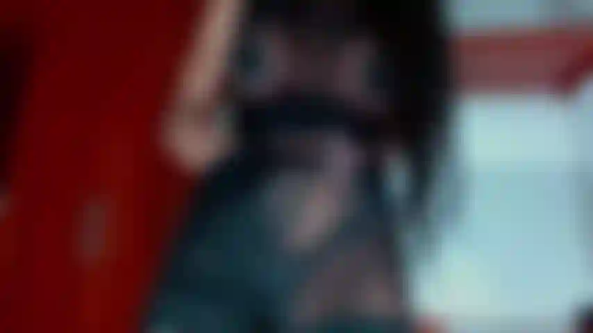 Semen rápido dentro de mis pantimedias.