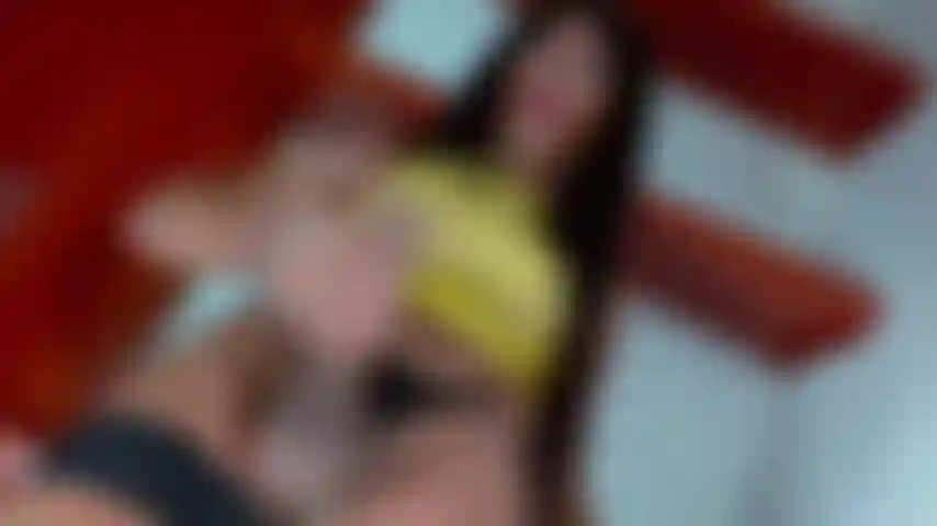 La bella y sexy ivana se corre 2 veces encima de ti.