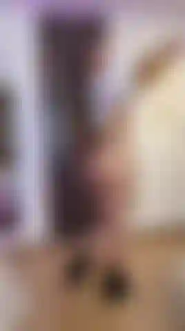 shaking my ass for you to watch!