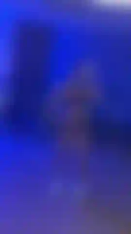 Una chica sexy en el gimnasio.