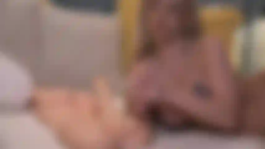 Follándote el culo de puta duro y profundo.