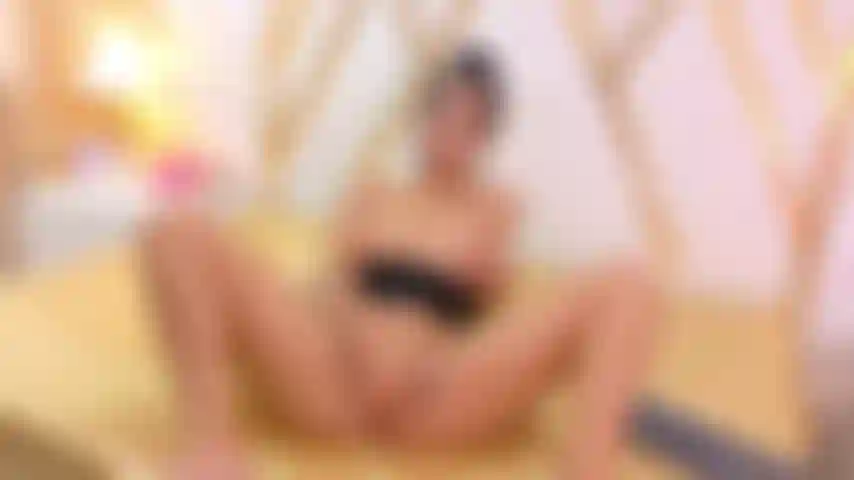 Come see how I masturbate my pussy.