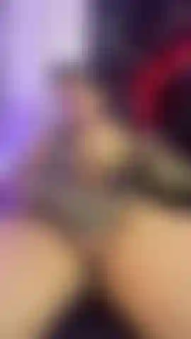 Dispare semen con mi enorme polla.