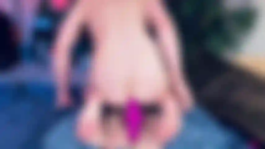 Anal Stretching Big Dildo Ride