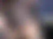 Pezones de hermana gótica a través de rejilla joi -.