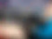 Masaje de pies de esclava afortunada. ¡Uno de los esclavos muy afortunados de jackie ha tenido la oportunidad de frotar sus hermosos pies de diosa! Después de un ajetreado día de compras con tacones altos, jackie está cansada y quiere que le adoren los pies.