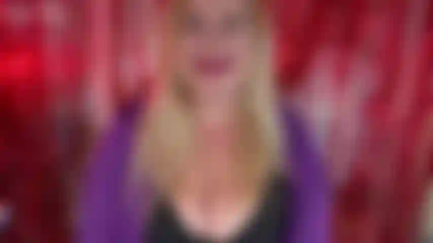 Juego findom joi. Ha pasado un tiempo desde que jackie jugó un divertido juego findom contigo, ¡es hora de vaciar tu billetera! Tus pelotas están llenas y estás desesperada por acariciar a jackie, ¡pero sabes que nunca te dejará hacerlo gratis! En este clip, jackie da..