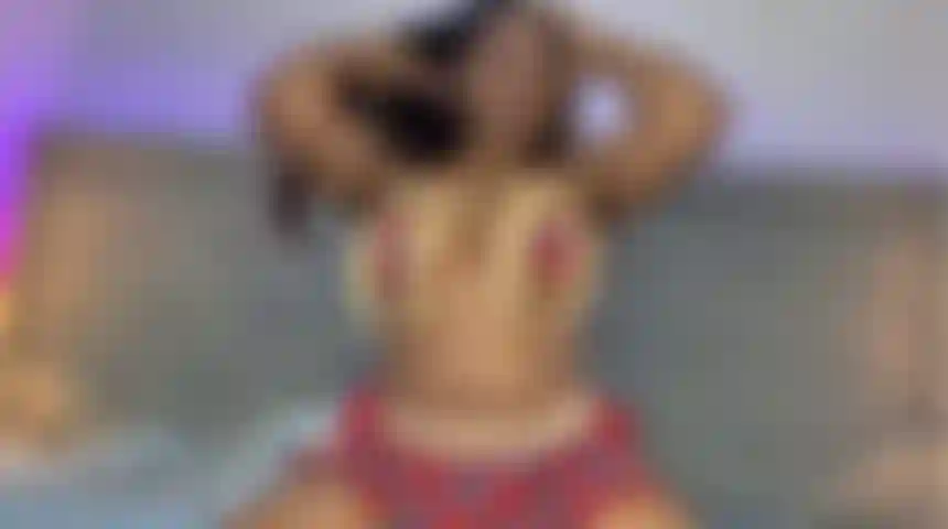 Ebony Slut Rub Pussy w Cock