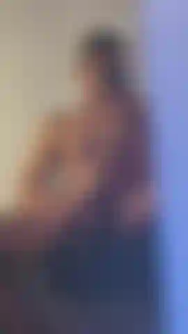 What a delight to ejaculate in a room that is not mine, part two. Que delicia eyacular en una habitación que no es mía, segunda parte.