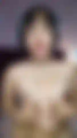 Tetas generosas.