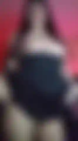 LIFT MY DRESS AND TAKE MY ASS