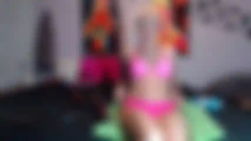 Jayda diamonde juguete grande anal.