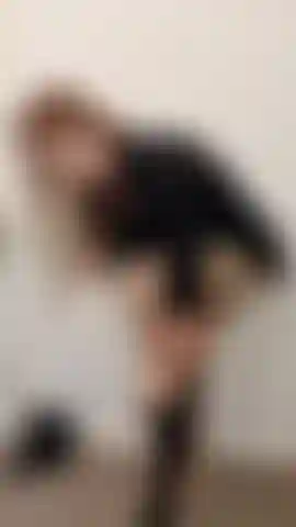 Pruébate vestido tigre de JazzabelleRox. 2024 Cascada.