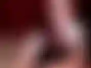 La sexy enfermera jenn vestida de látex te dice cómo acariciarla.